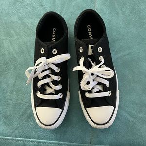 black converse